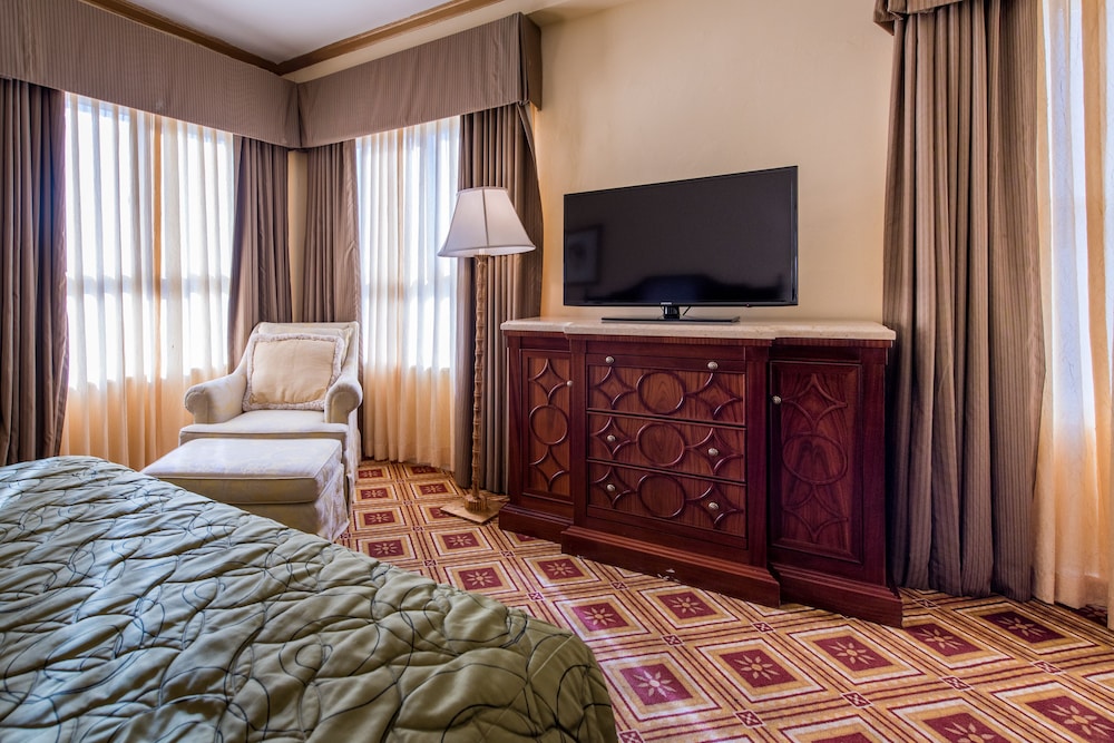Room, 1 King Bed - Photo 13