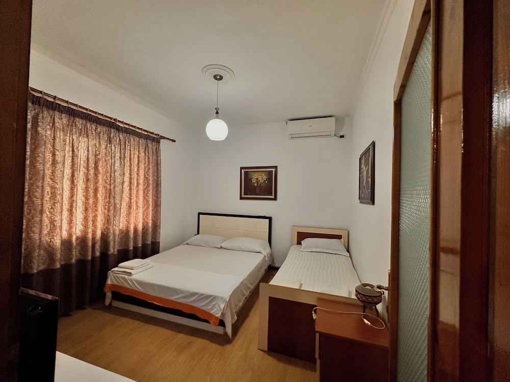 Comfort Triple Room, Garden View