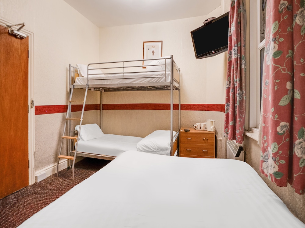 Standard Quadruple Room, 2 Double Beds