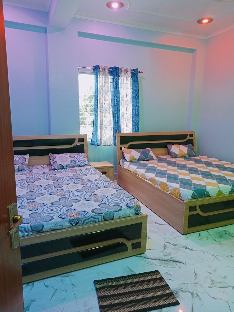 Double Room, Balcony, City View photo 2