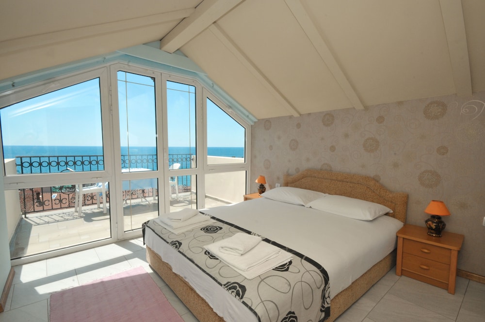 Penthouse, 2 Bedrooms photo 1