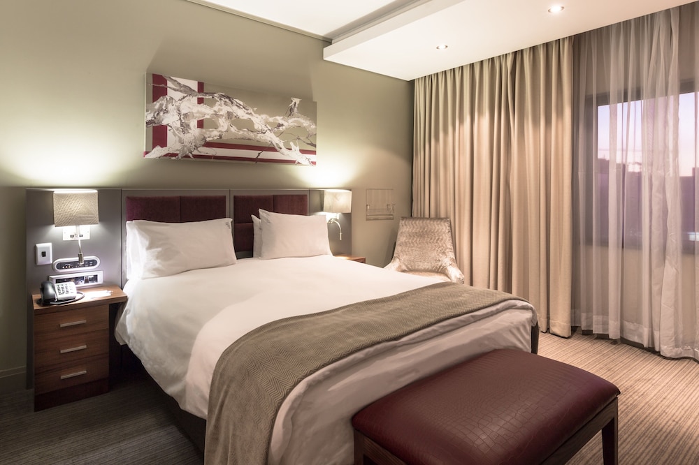 Standard Room, 1 Queen Bed - Photo 19