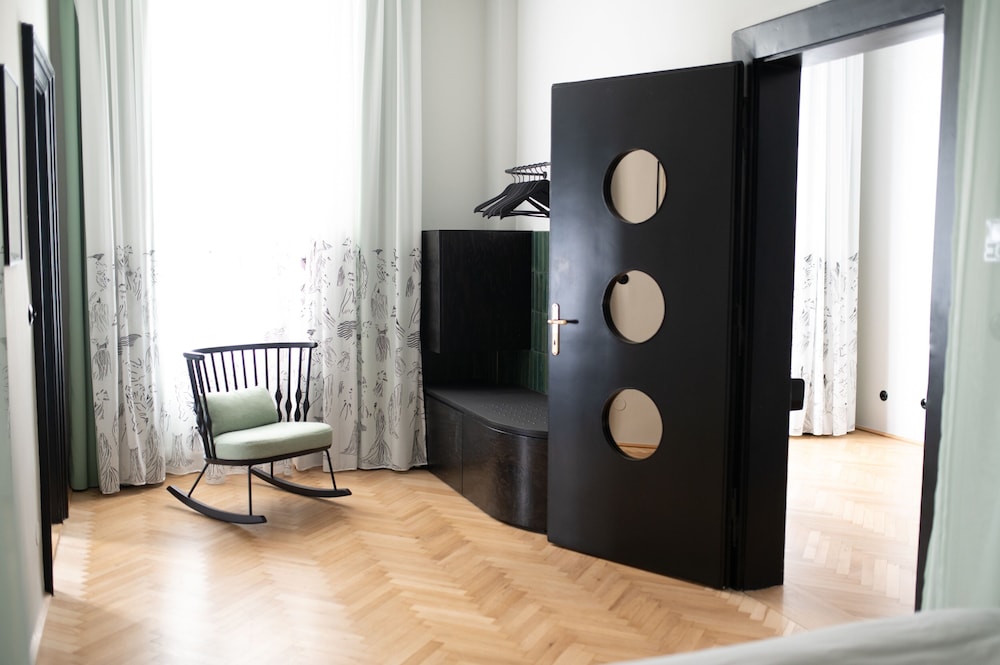 Grete Wiesenthal Suite XXL photo 2