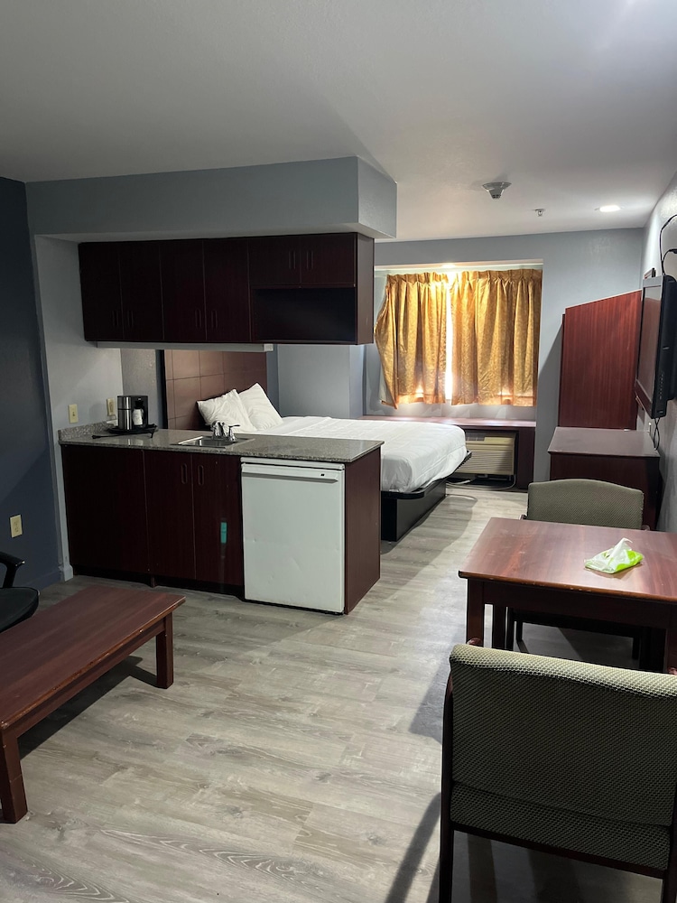 Deluxe Single Room photo 3