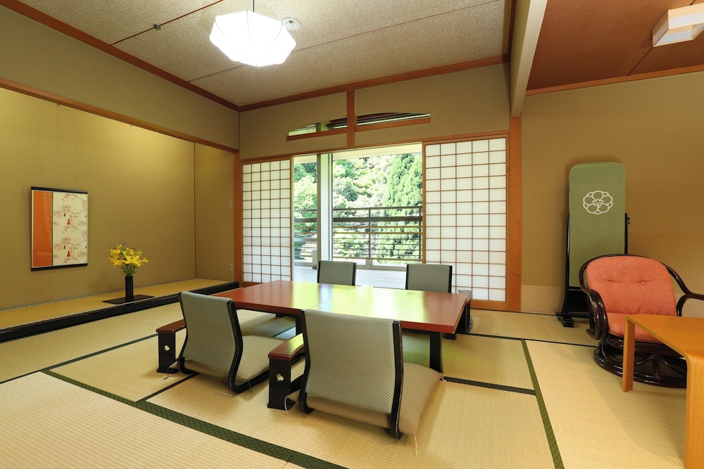 Japanese-style room 12 Tatami (50sqm) Juraku-dai, Non Smoking photo 2
