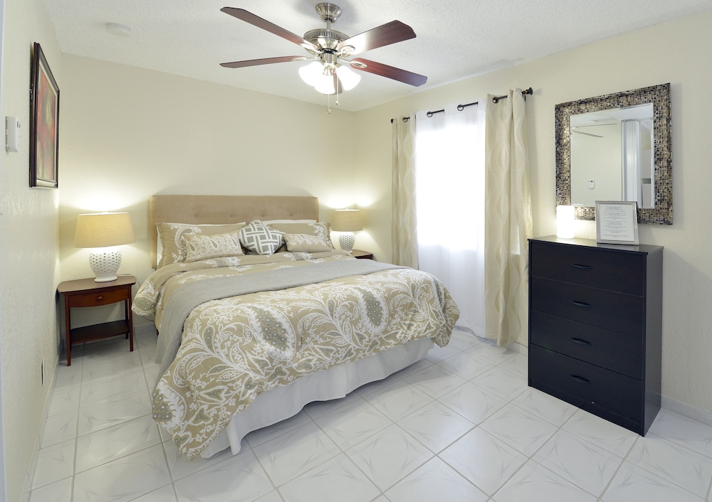 Superior Suite, 1 Bedroom, Ground Floor - Photo 1