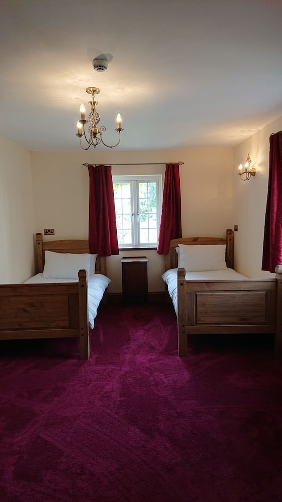 Superior Suite, Ensuite photo 3