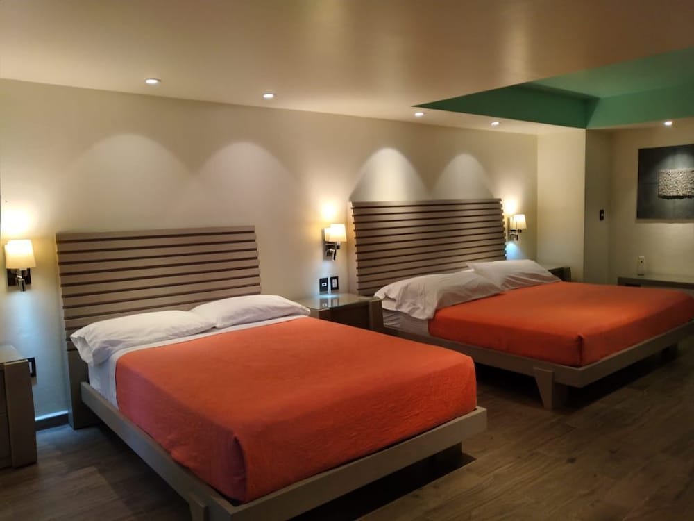 Family Suite - Photo 1