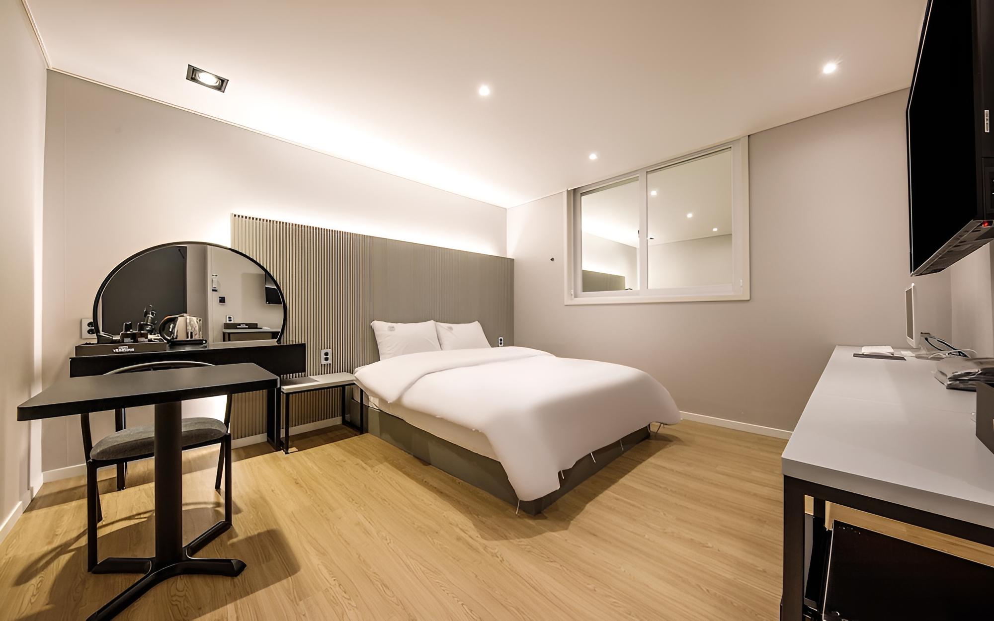 Room (Check-in at 16:00 pm (4 hours of exte) - Photo 1