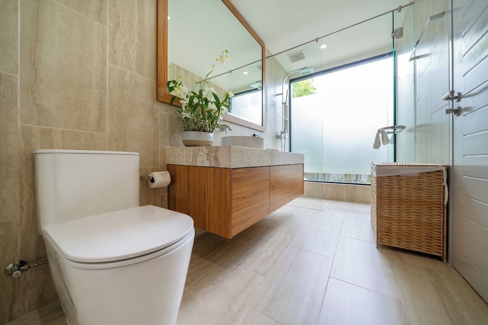 Luxury Villa photo 2