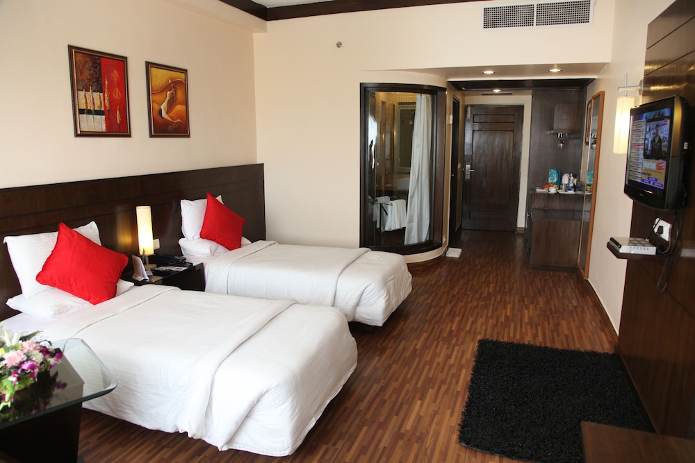Standard Room, 1 Bedroom - Photo 2