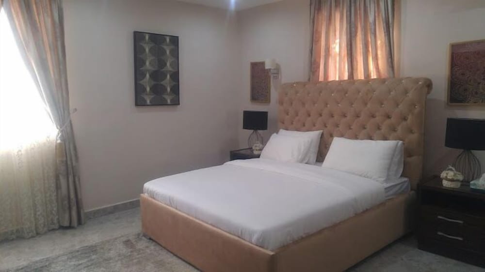 Deluxe Room, Balcony, City View photo 1