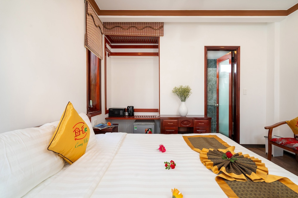 Deluxe Double Room, Balcony - Photo 1