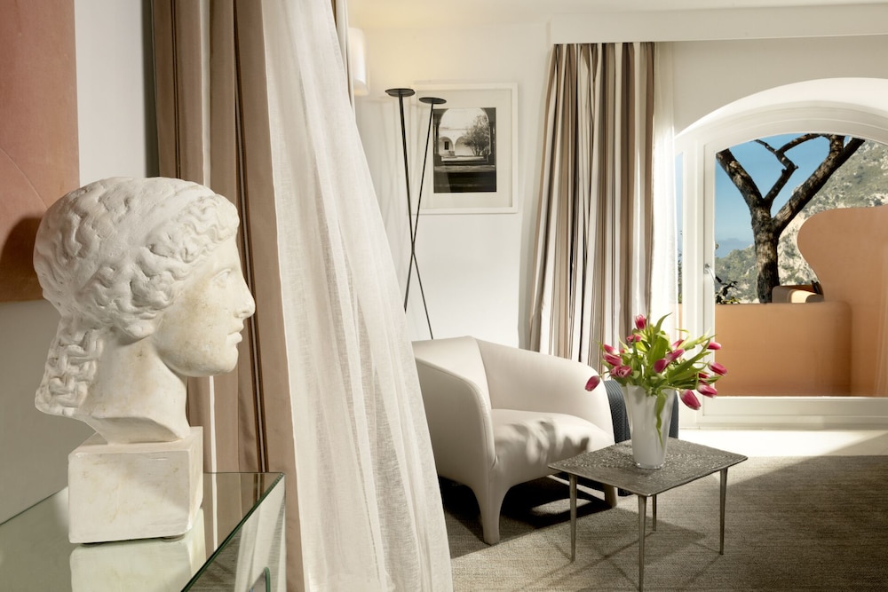 Deluxe Double or Twin Room, Balcony, Sea View - Photo 3