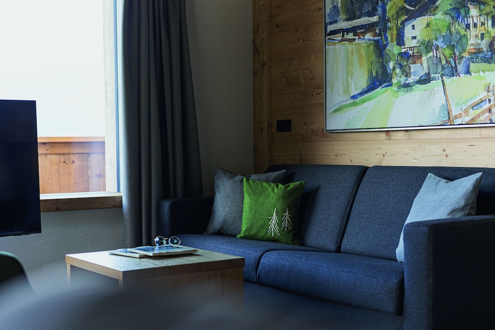 Penthouse photo 2