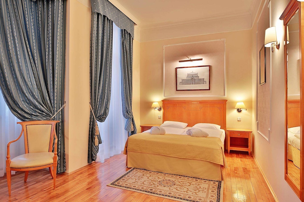 Superior Double Room - Photo 1