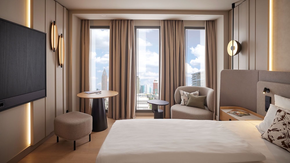 Suite (Skyline)