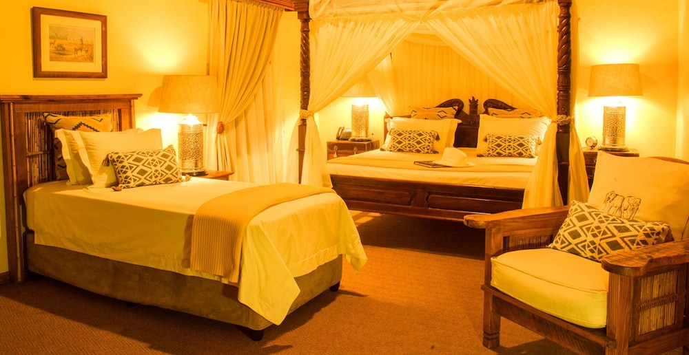 Deluxe Suite, Multiple Beds, River View