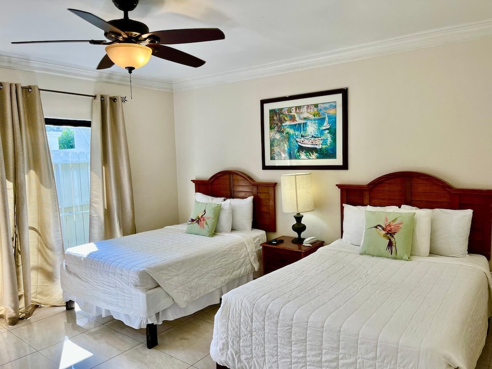 Deluxe Villa, Multiple Beds, Non Smoking, Garden View