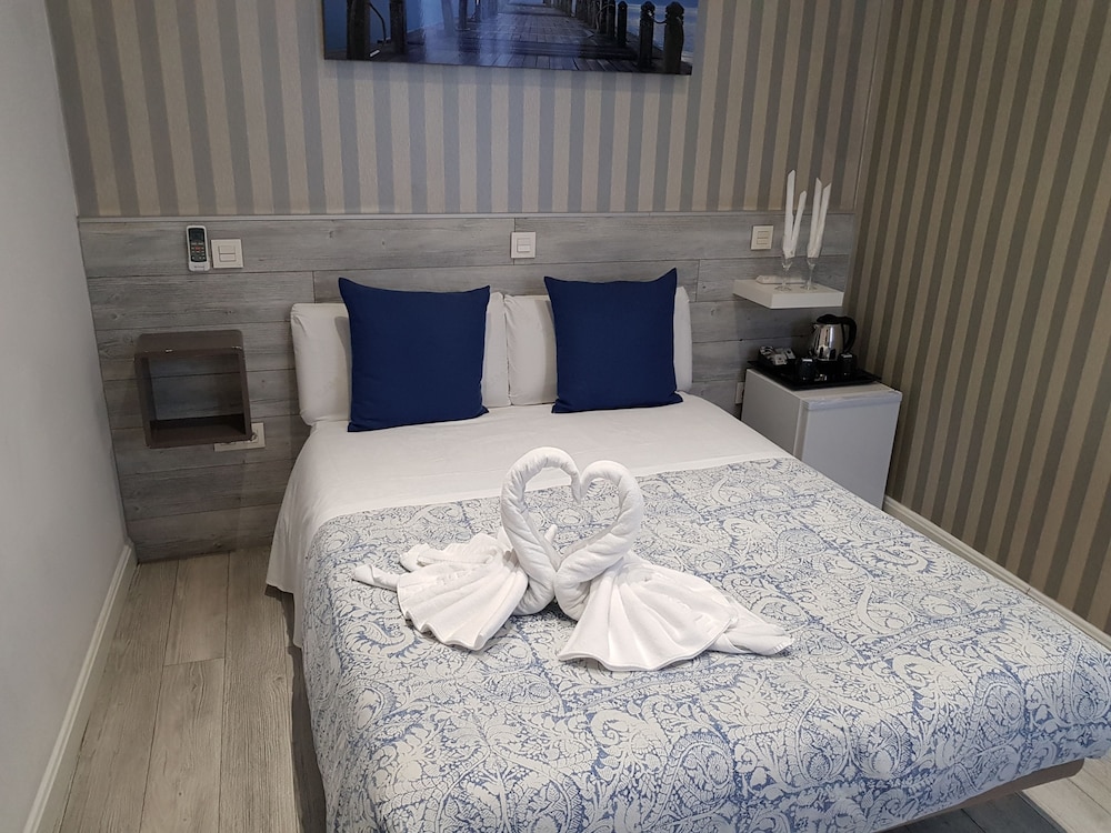 Standard Double Room photo 2