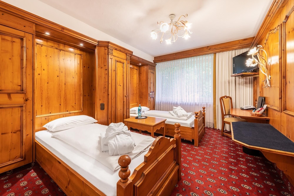 Classic Twin Room photo 1