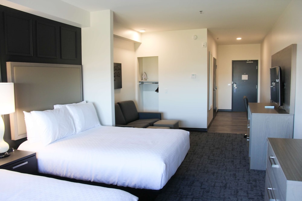 Suite, 2 Queen Beds, Accessible, Refrigerator & Microwave (with Sofabed) - Photo 1
