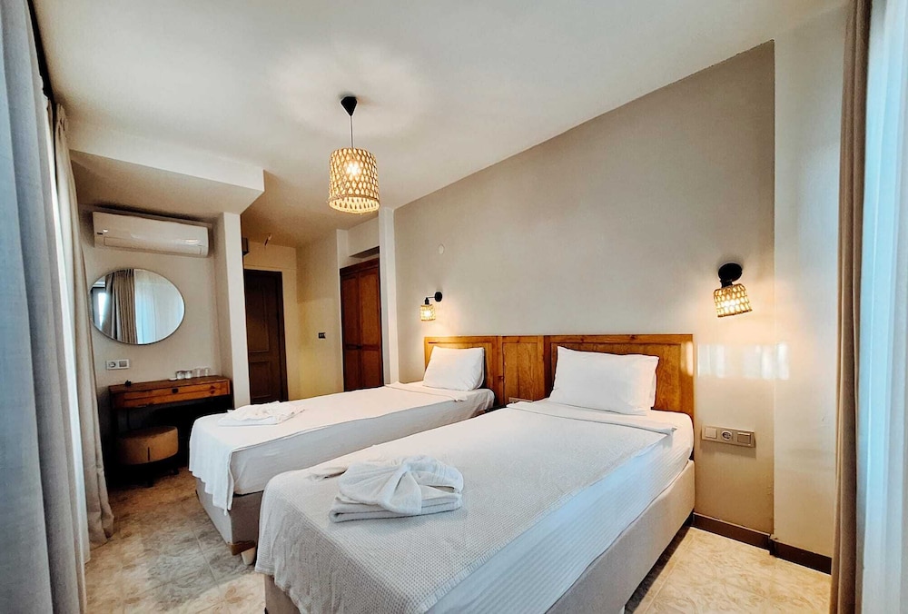 Basic Twin Room photo 1
