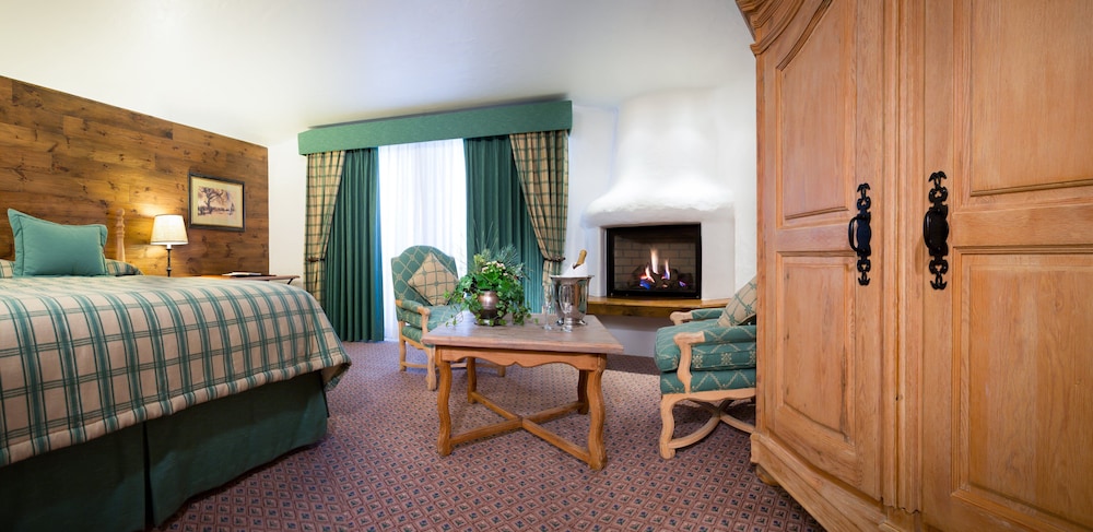 Lodgepole Junior Suite 1 King - Photo 1