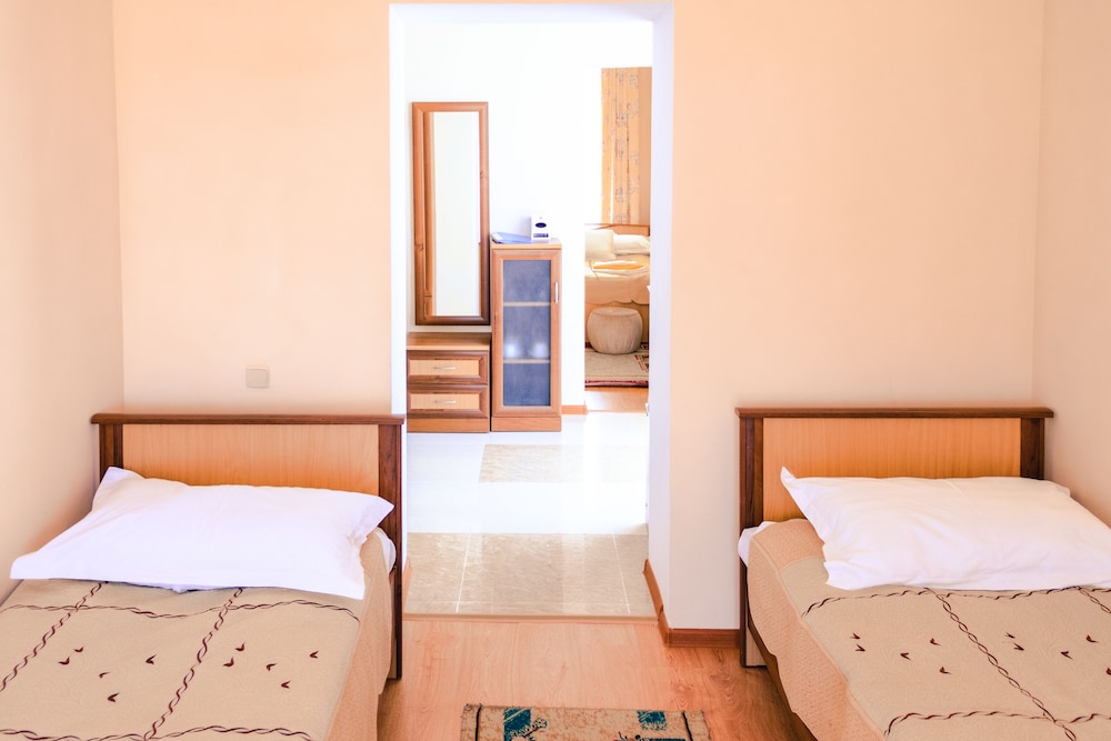 Standard Quadruple Room photo 2