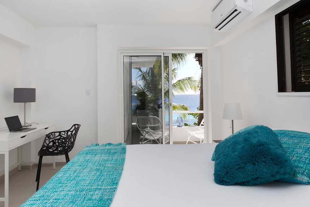 Junior Apartment, 1 King Bed, Kitchen, Ocean View photo 2