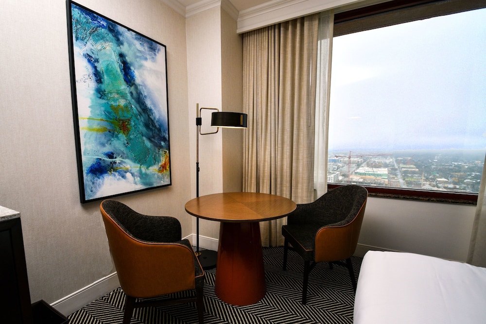 Room, 2 Queen Beds (Skyline View) - Photo 4