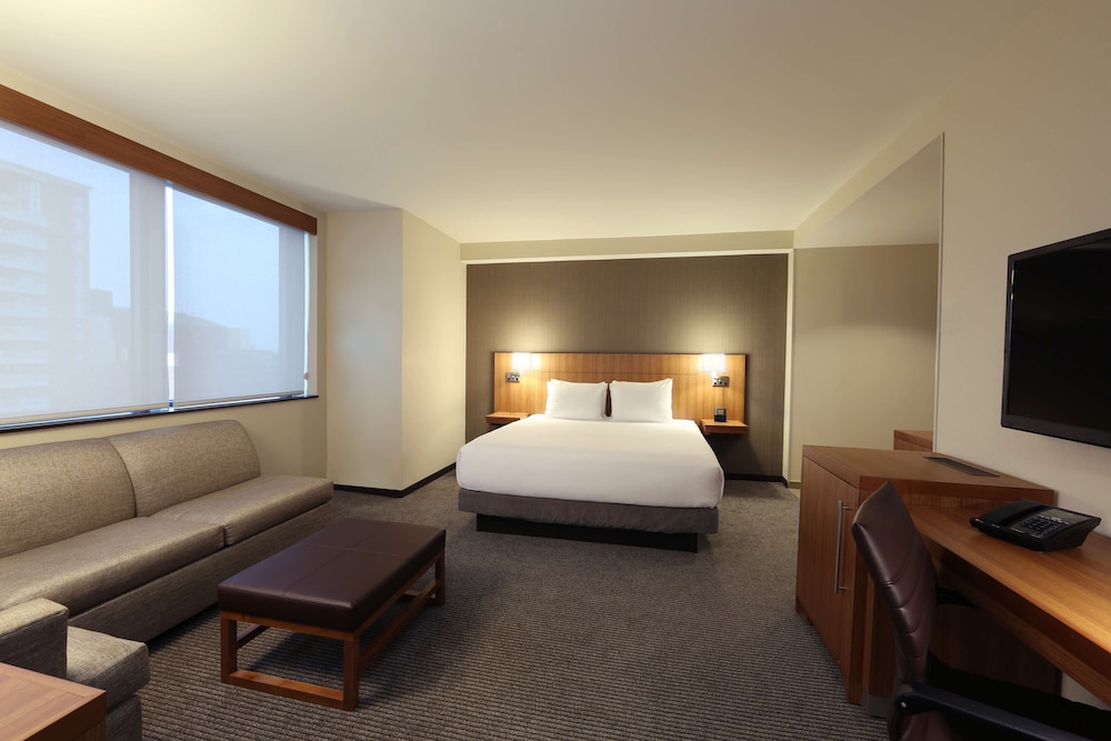 King Terrace Suite - Photo 3