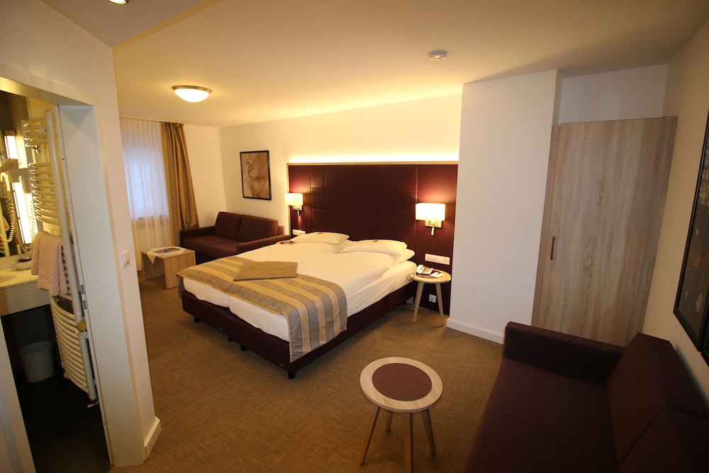 Standard Triple Room photo 3
