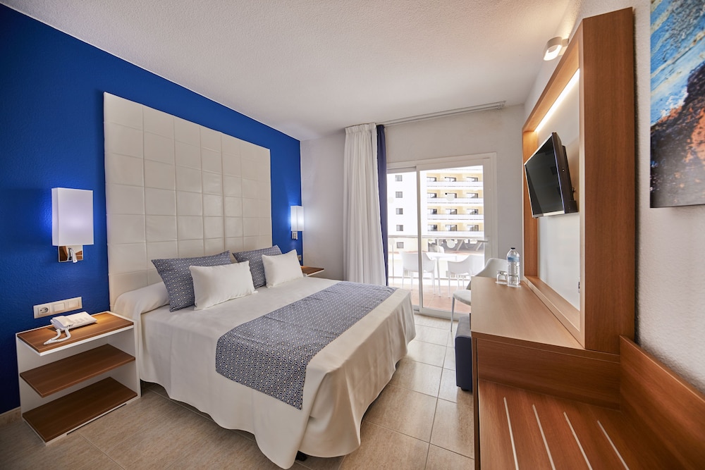 Double Room, Partial Sea View - Photo 2