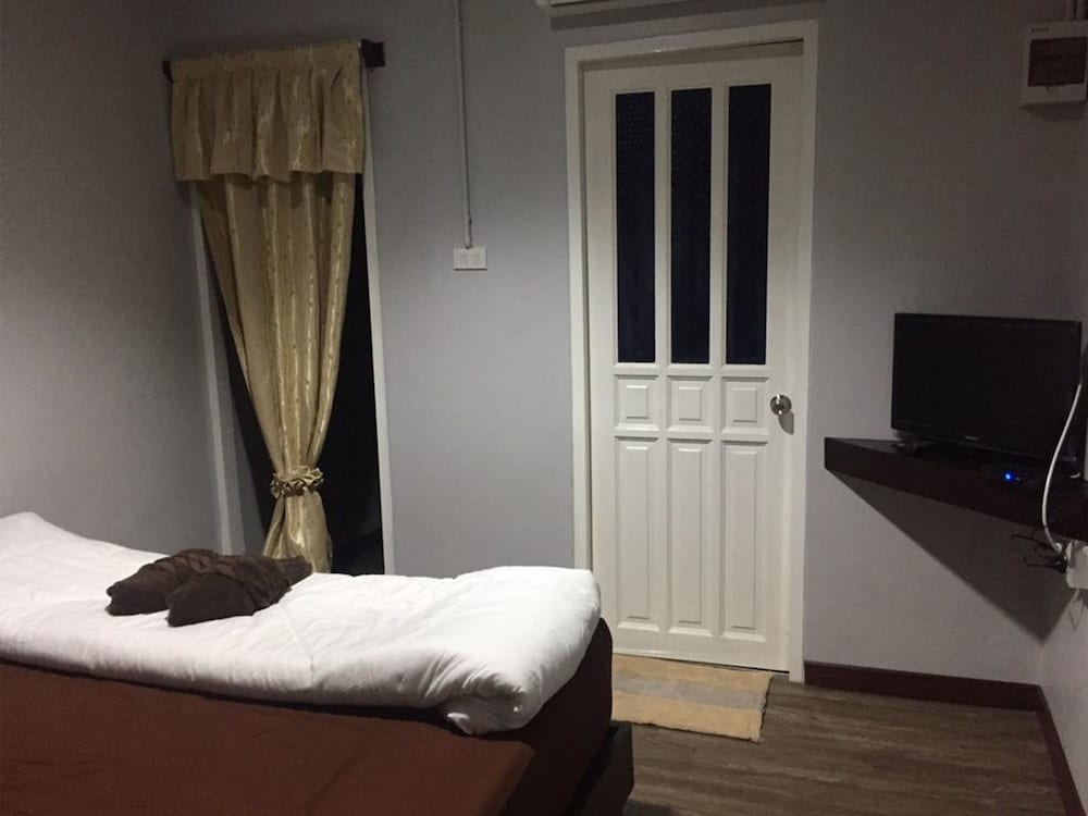 Standard Double Room photo 3