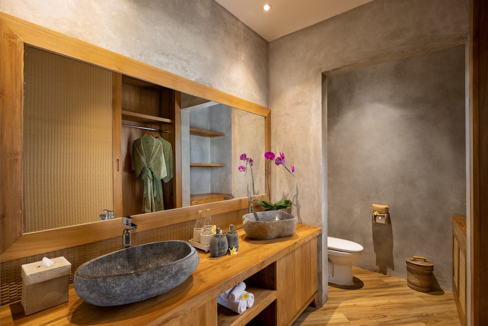 Premier Suite Room (with Daily Afternoon Tea)