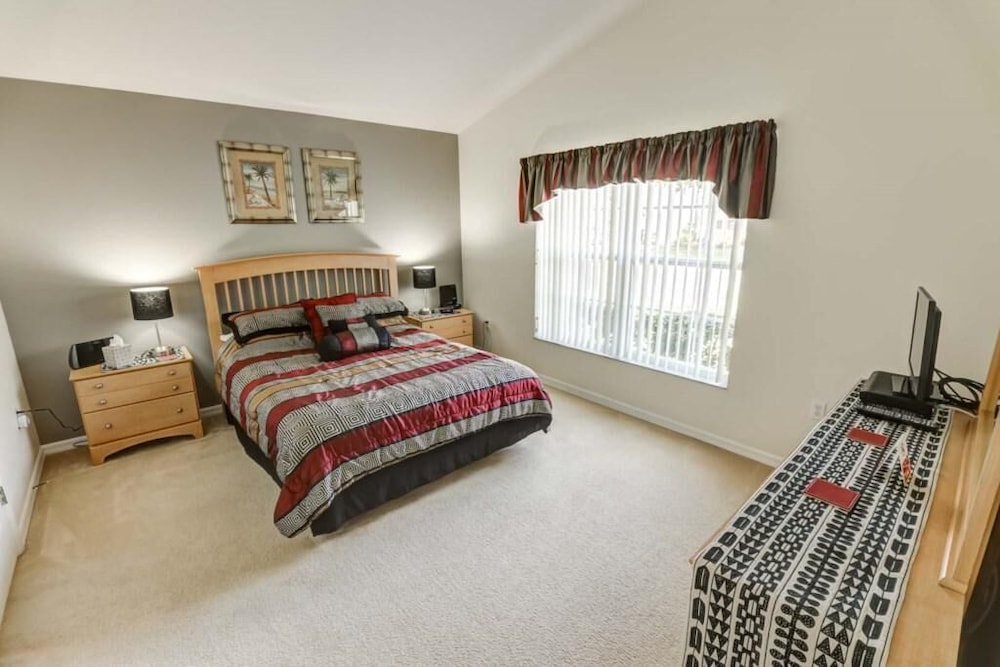 House, 4 Bedrooms