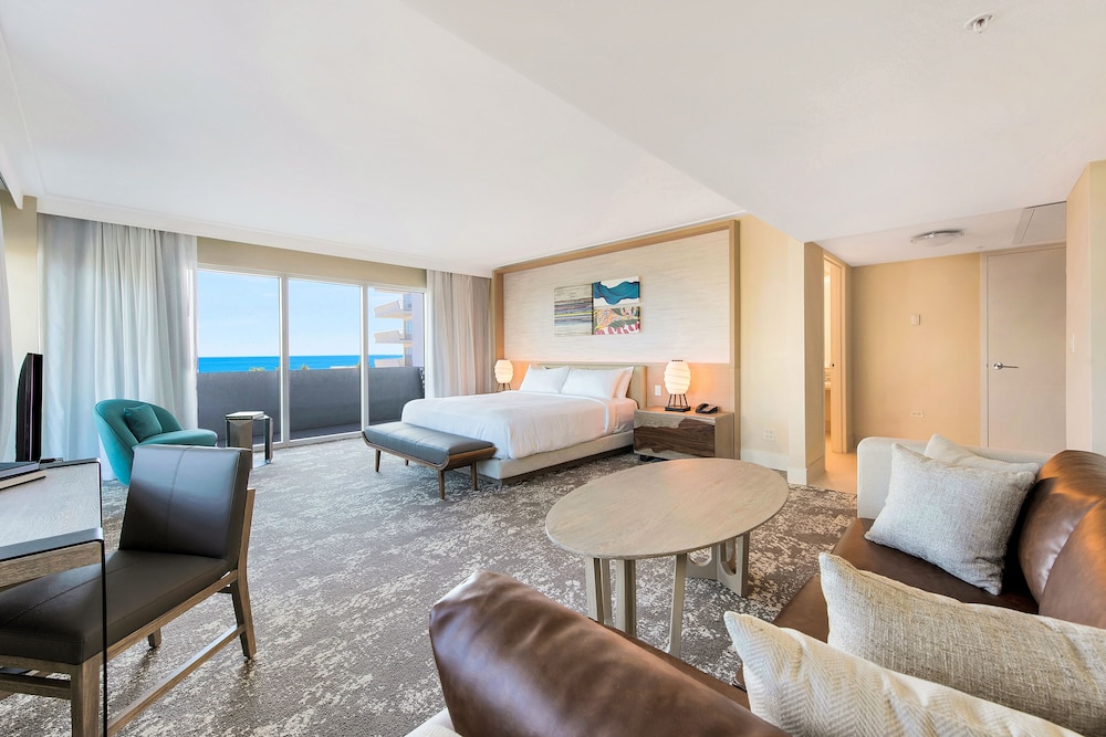 Ocean View Suite King with Balcony photo 1
