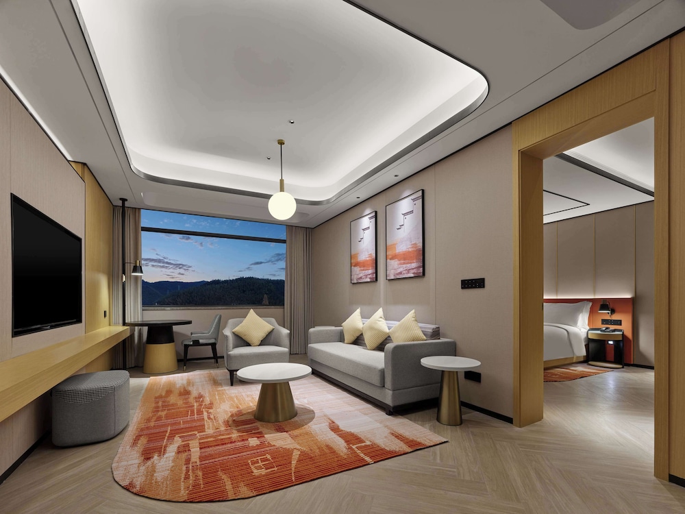 Deluxe Suite, 1 King Bed