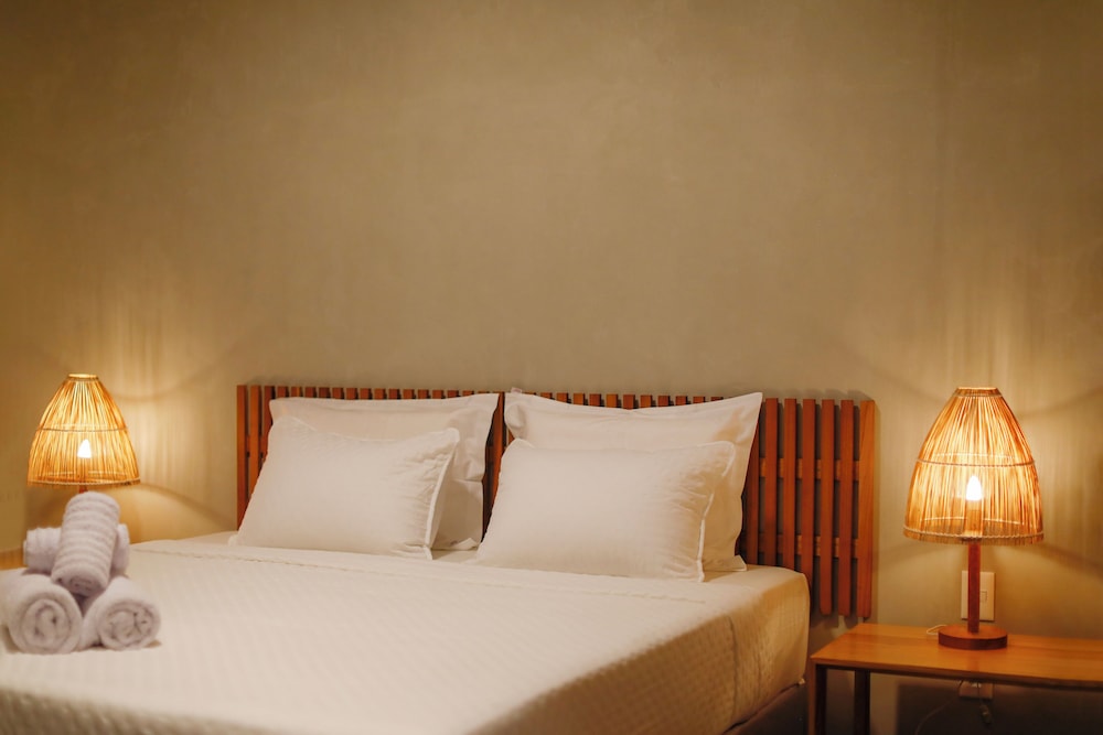 2 - Ground floor suite photo 1