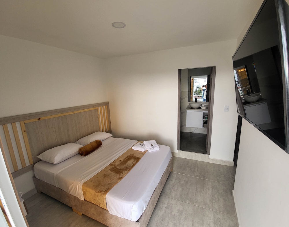 Elite Room