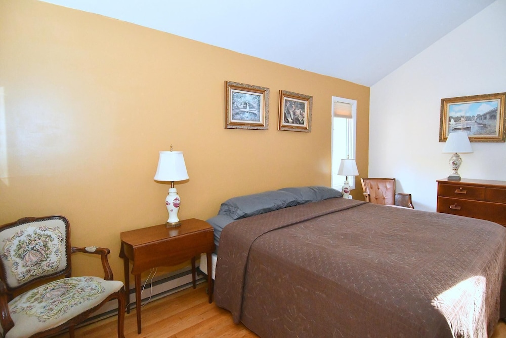 House, Multiple Beds (Home At Last - Gather Here!  ) photo 2