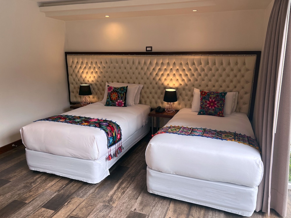 Deluxe Room, Mountain View photo 3
