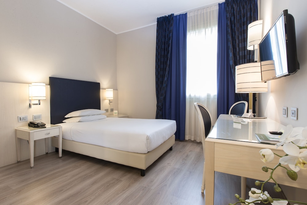 Double Room Single Use