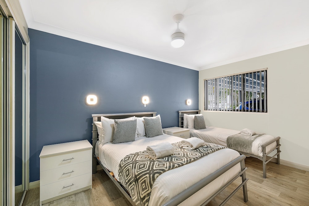 Apartment, 2 Bedrooms, Accessible photo 1