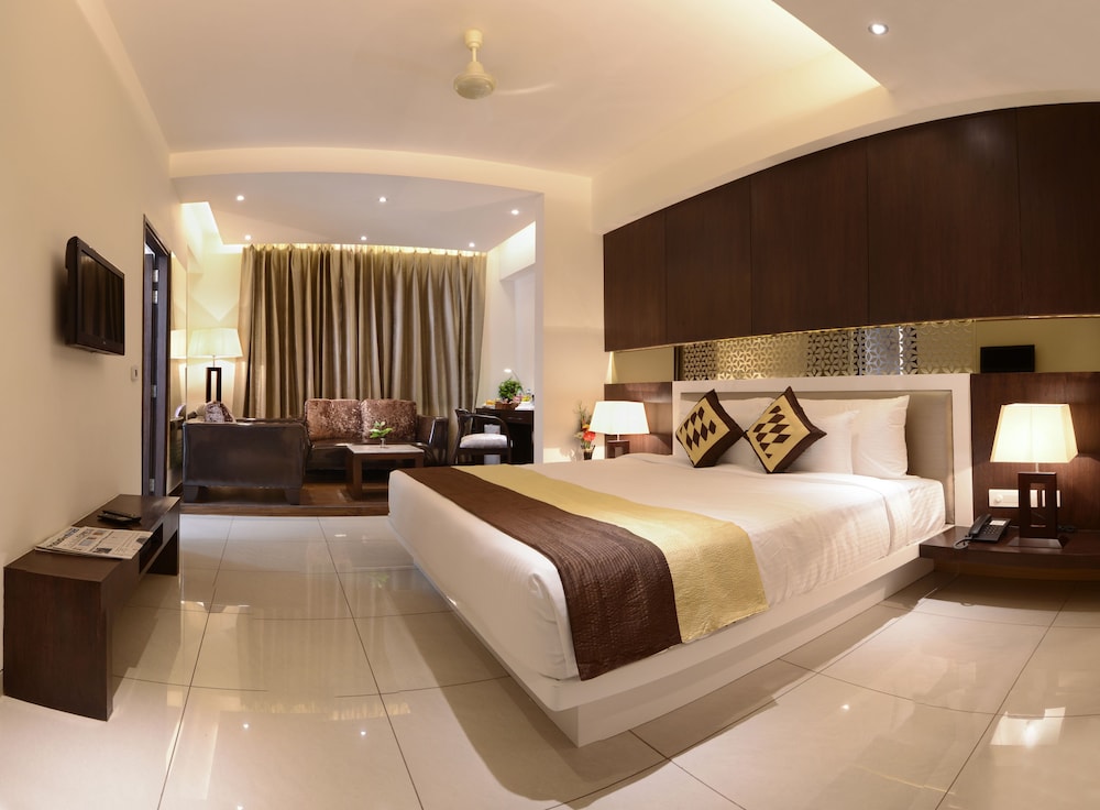 Executive Room - Photo 1