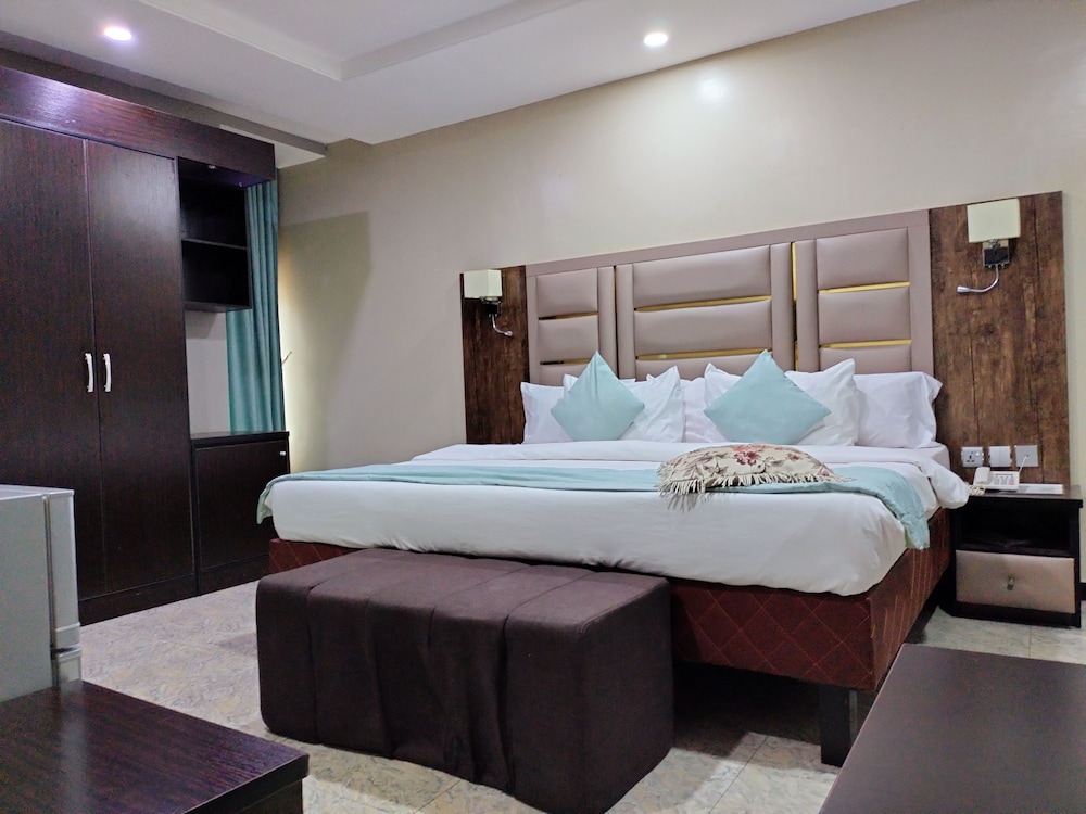 Luxury Room - Photo 1