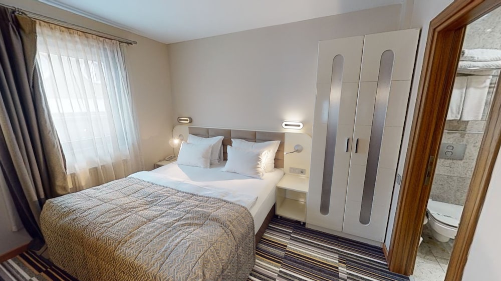 KING SUITE,SEHIR MANZARALI ODA photo 3