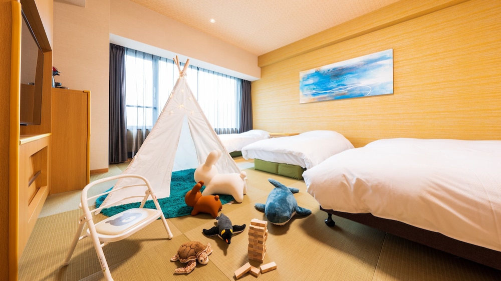 Family Room, Non Smoking, Sea View - No Daily Cleaning