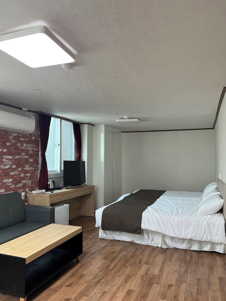 Standard Quadruple Room photo 3